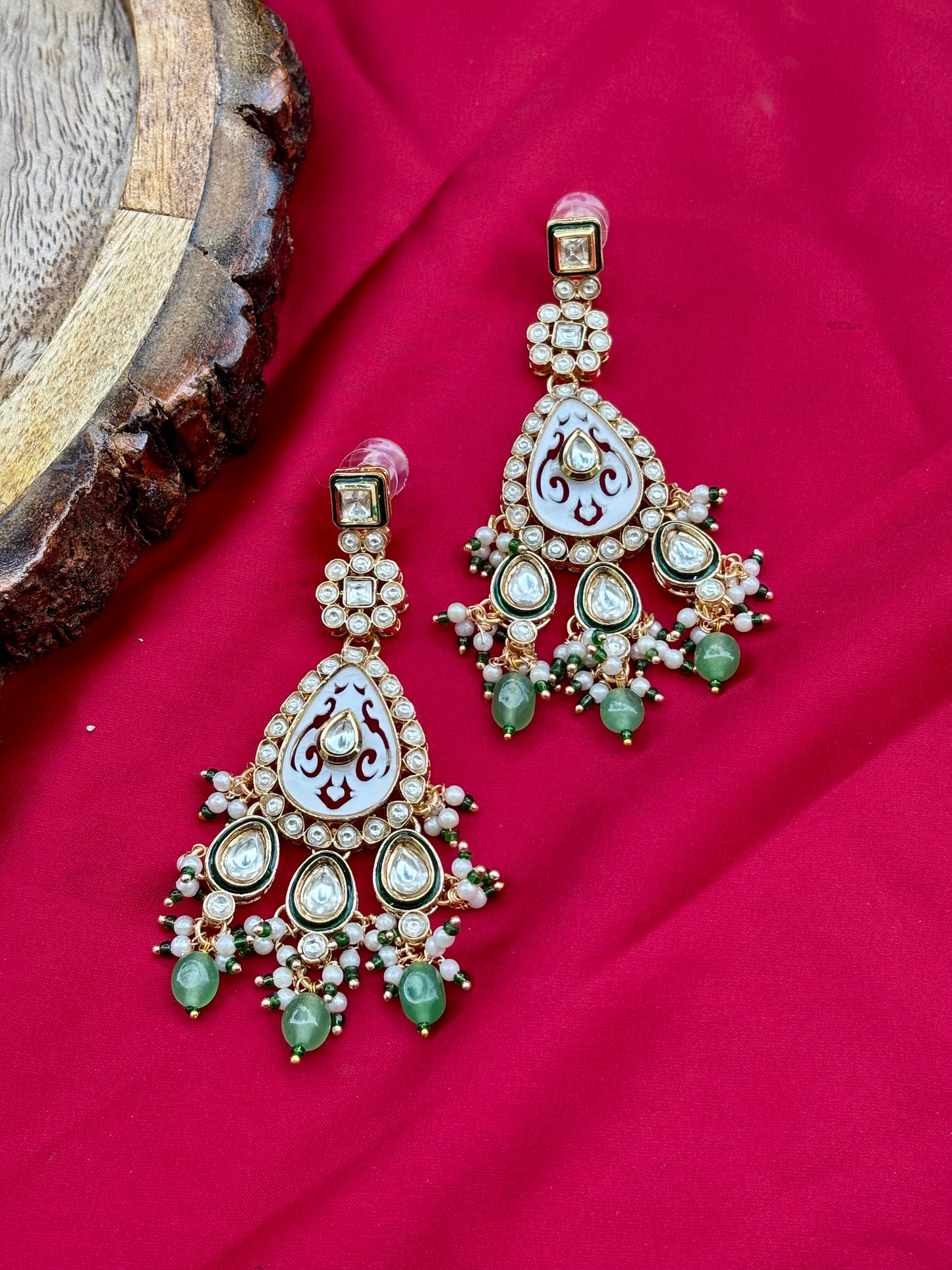 Mint Ishani Kundan Jewellery Set
