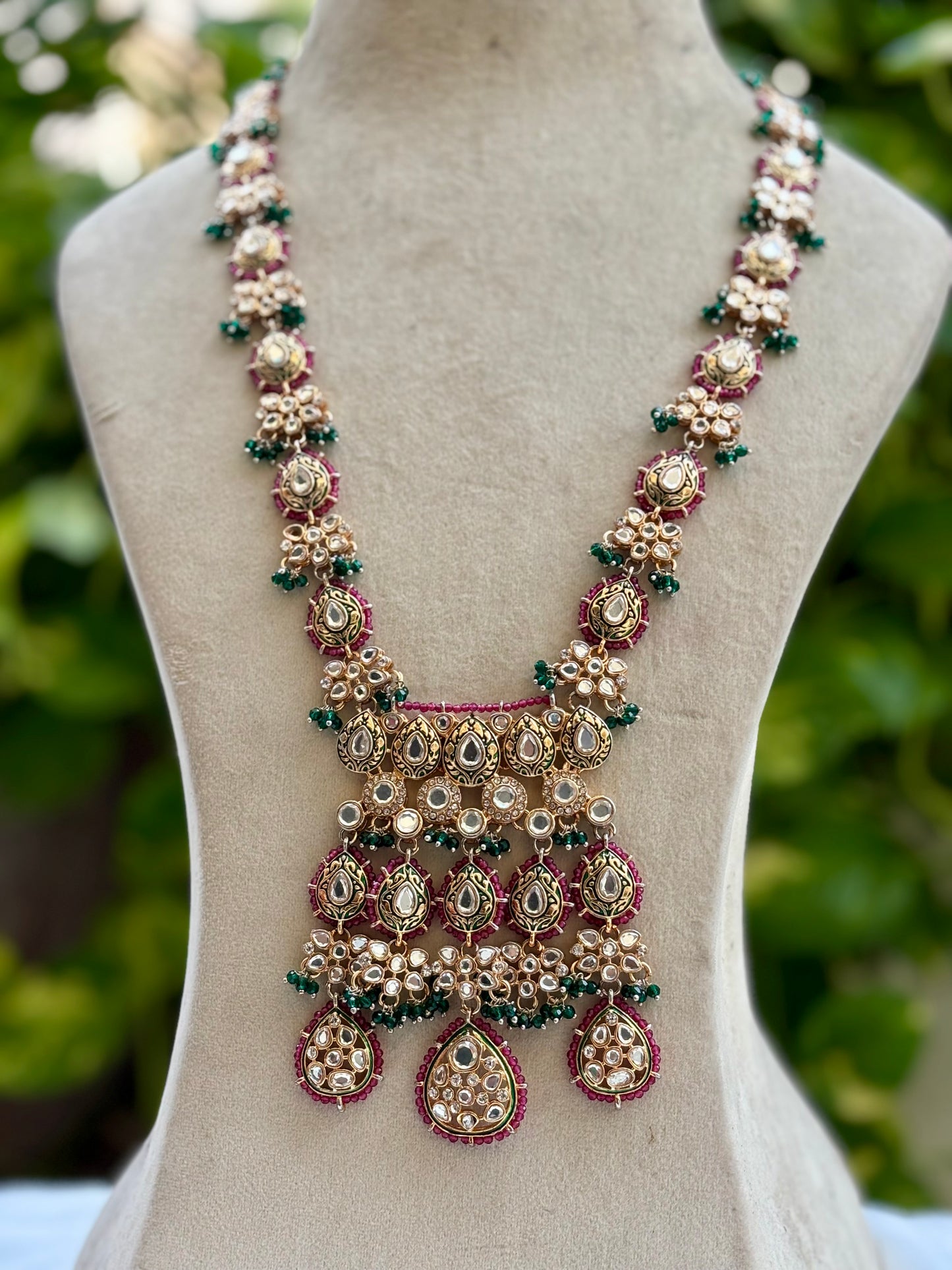 Multi Avni Kundan Jewellery Set
