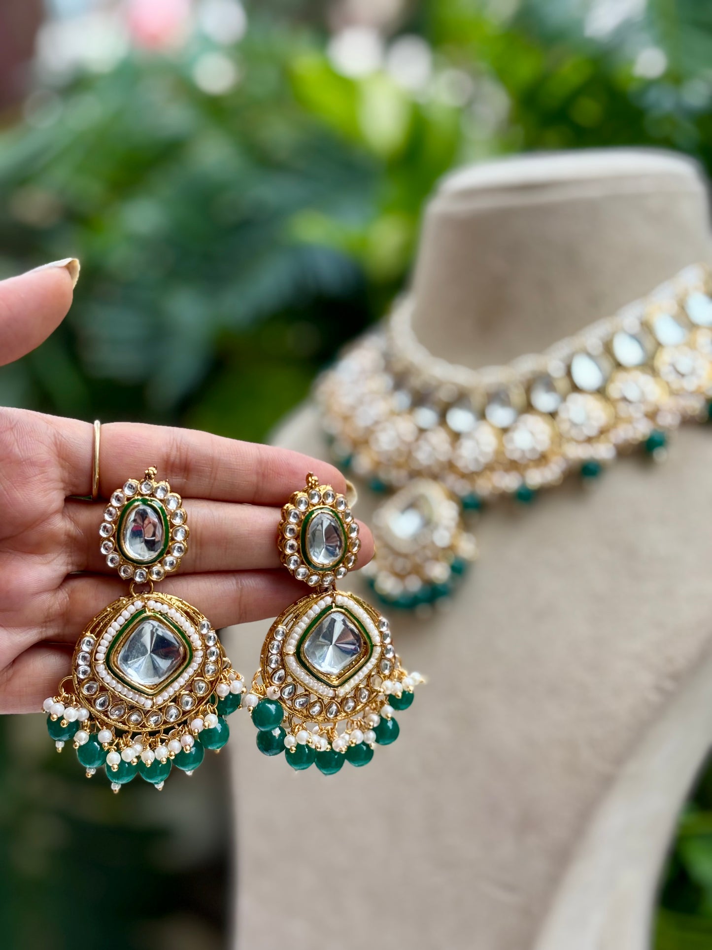 Green Krati Kundan Jewellery Set