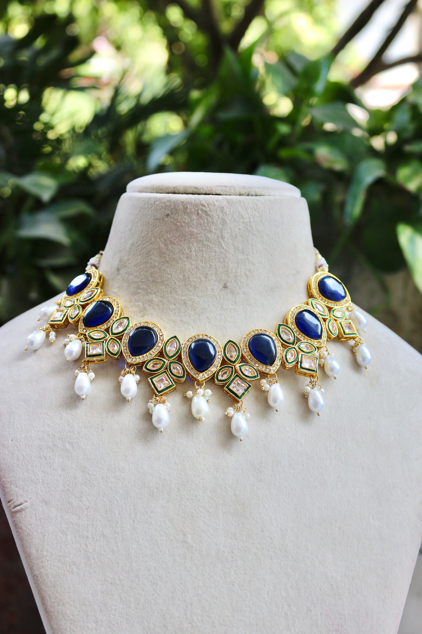 Blue Aachal Kundan Jewellery Set