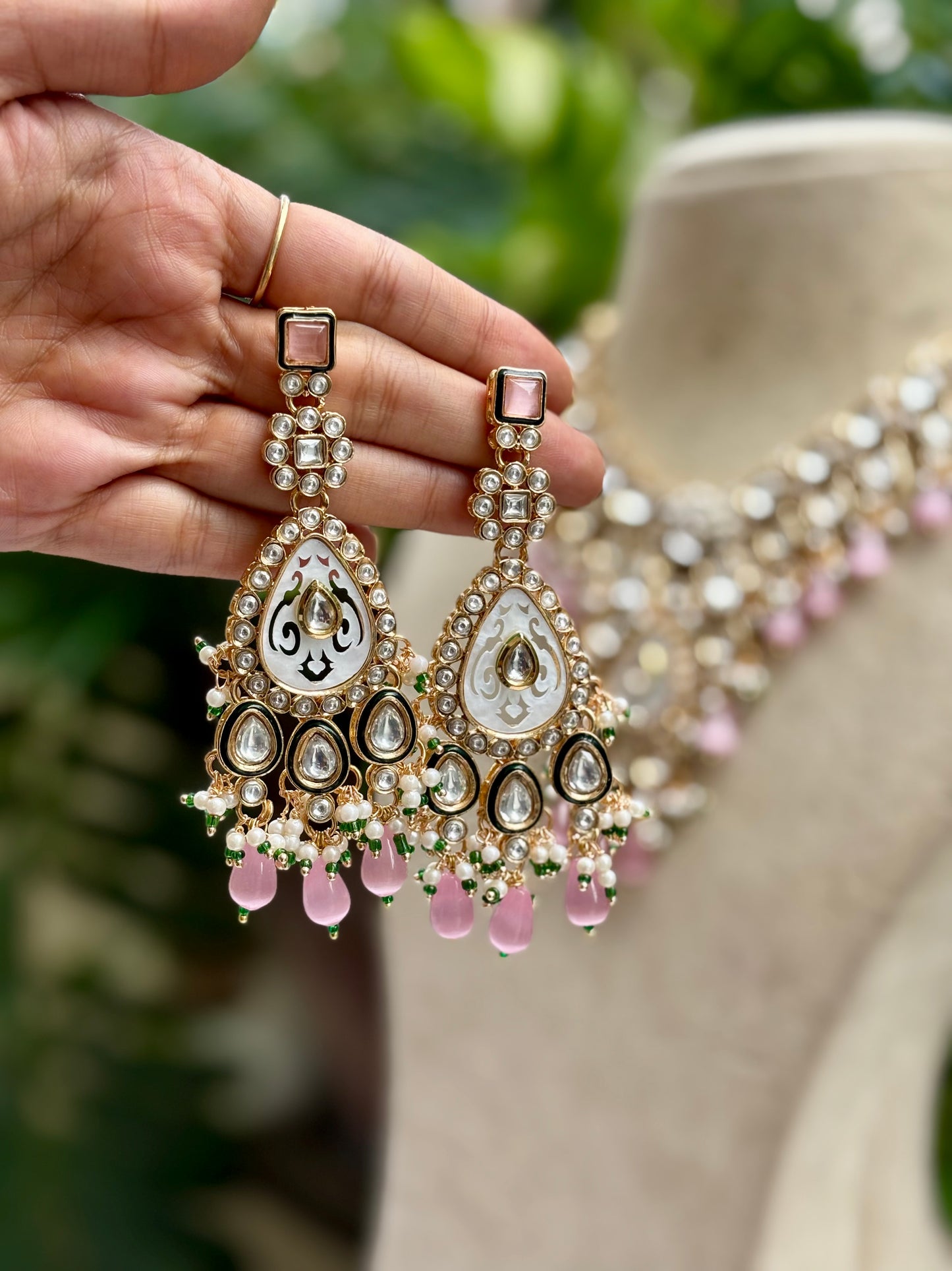 Pink Reshu Kundan Jewellery Set