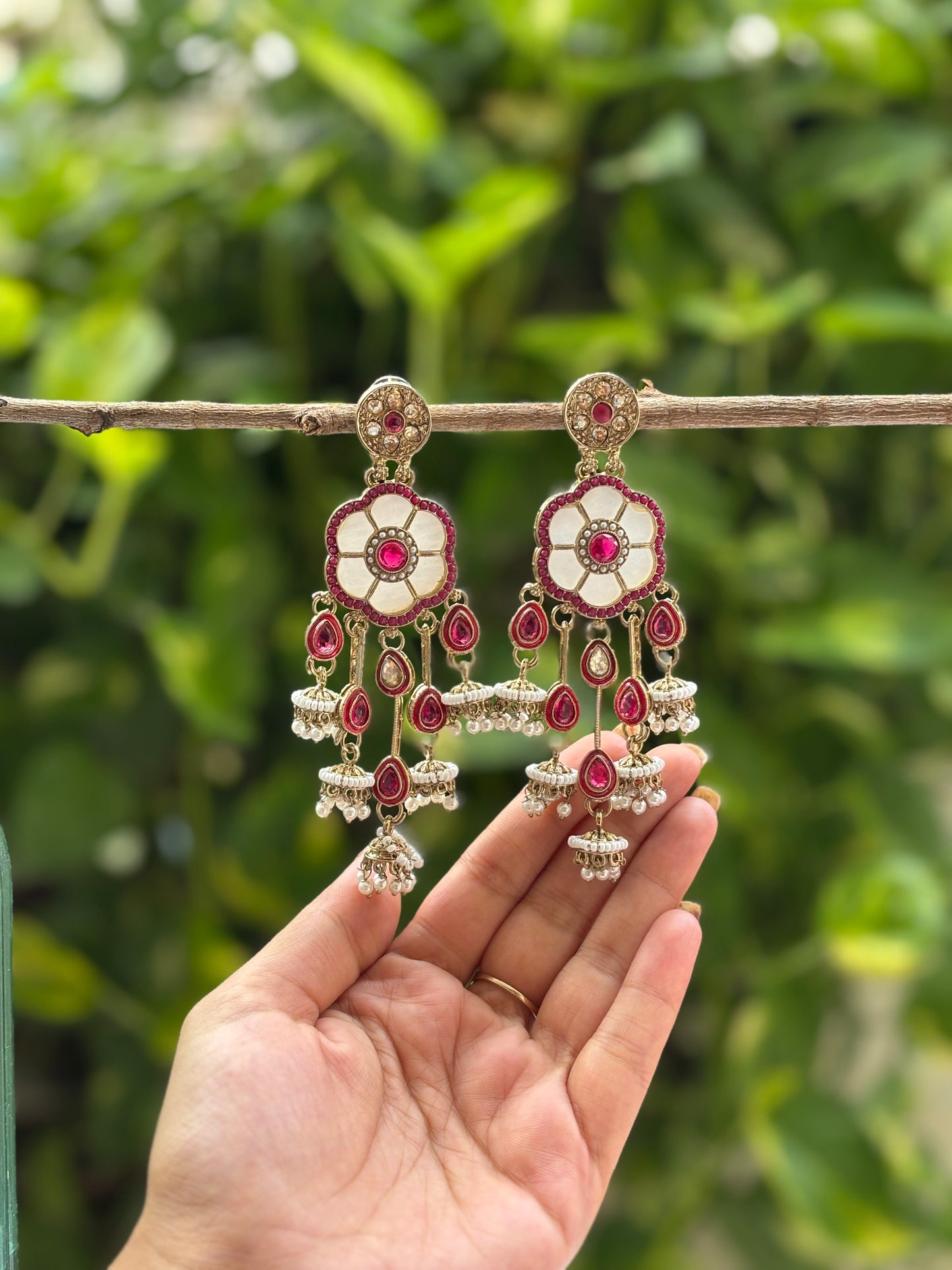 Rani Amara Kundan Danglers