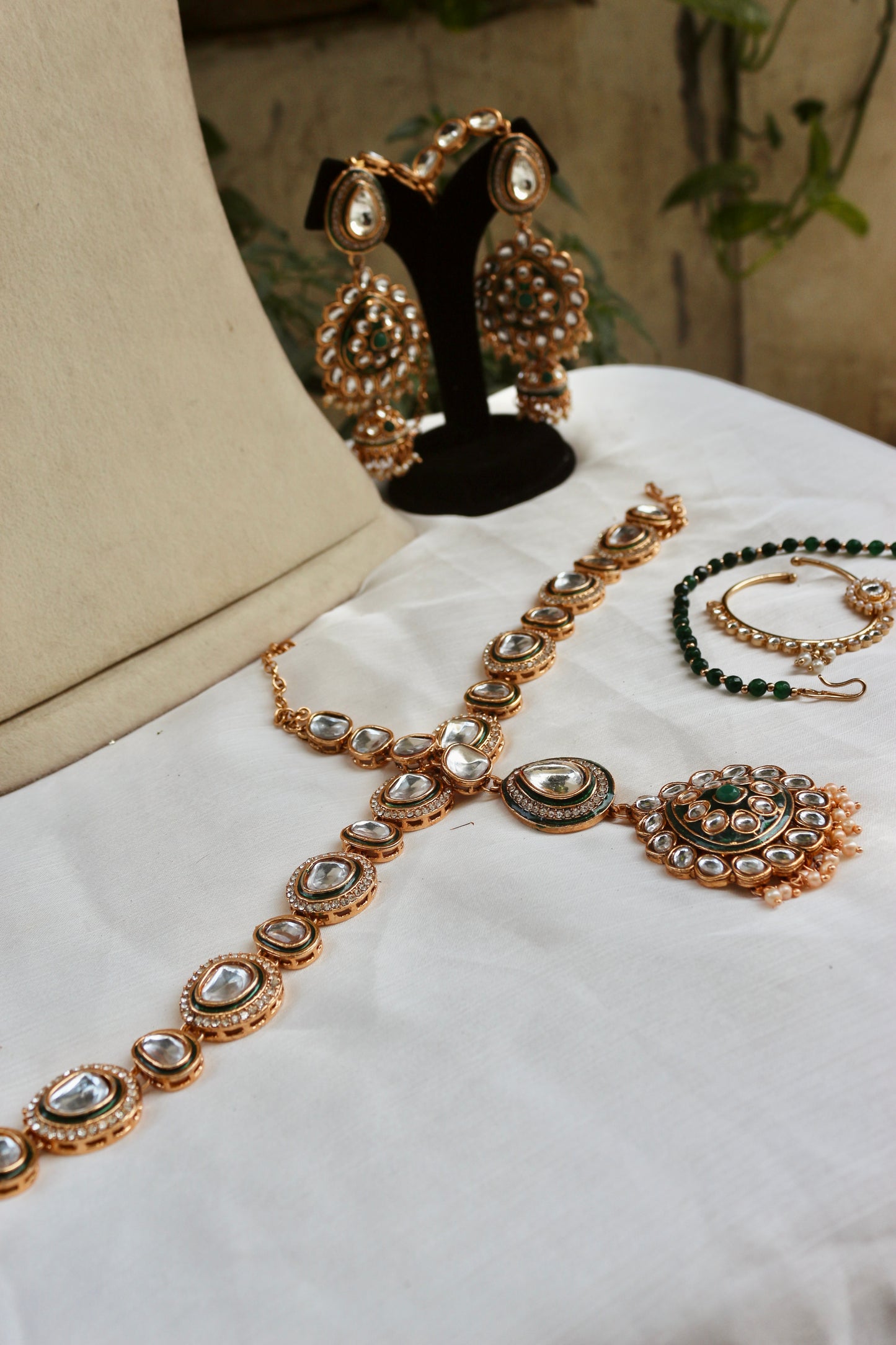 Green Naomi Kundan Semi Bridal Jewellery Set