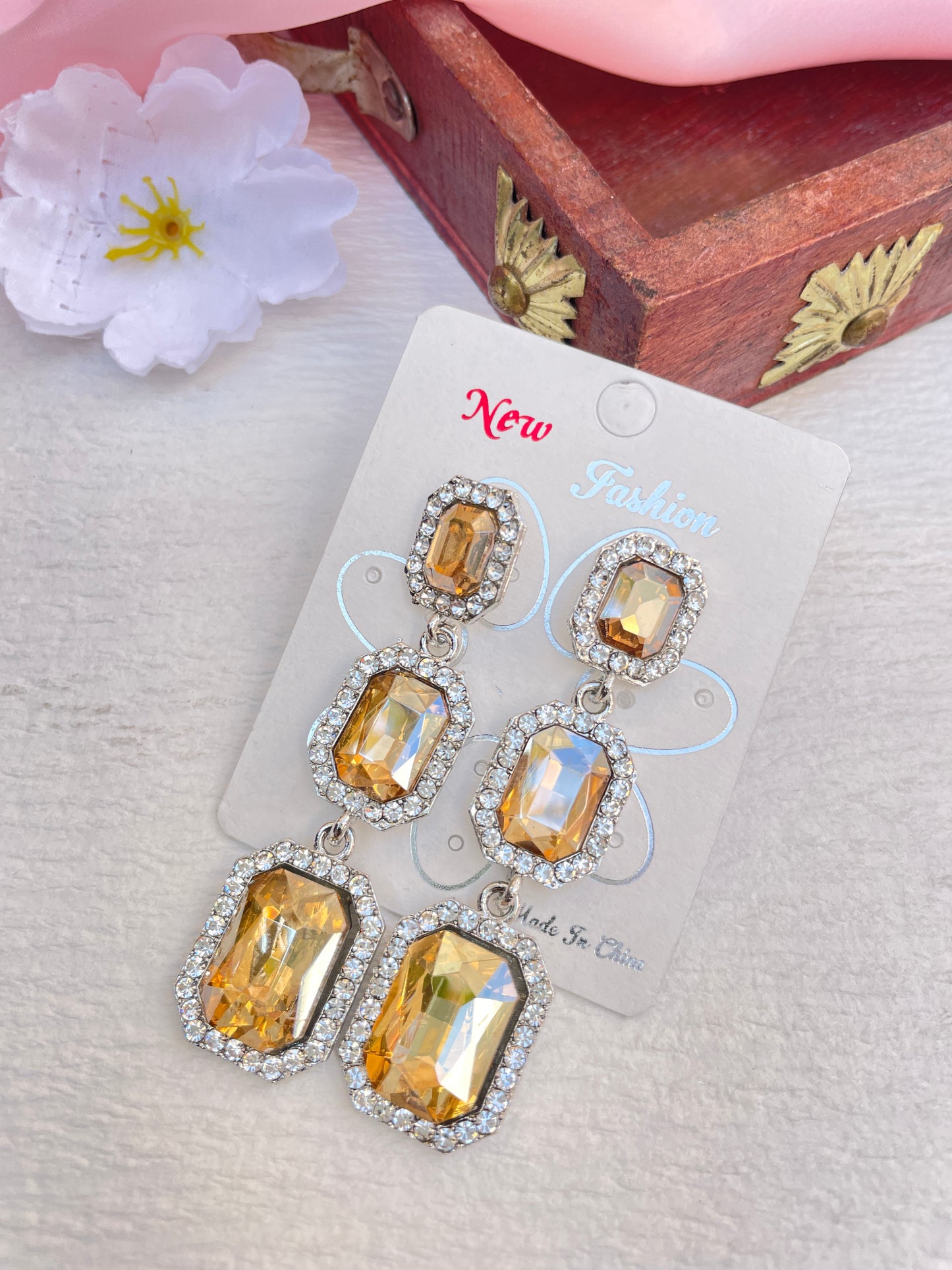 Golden Liva Earrings