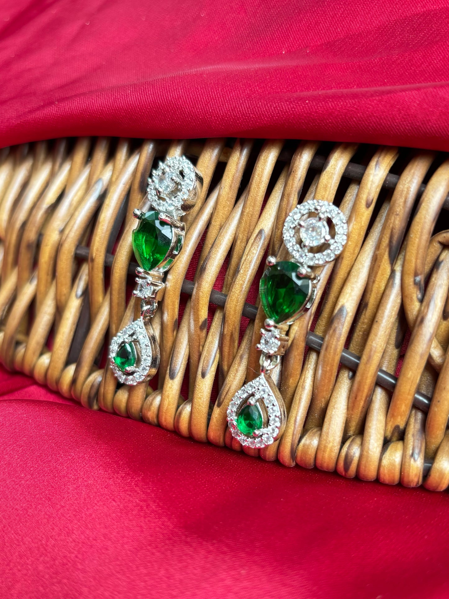 Emerald Drop Jiva Zirconia Necklace