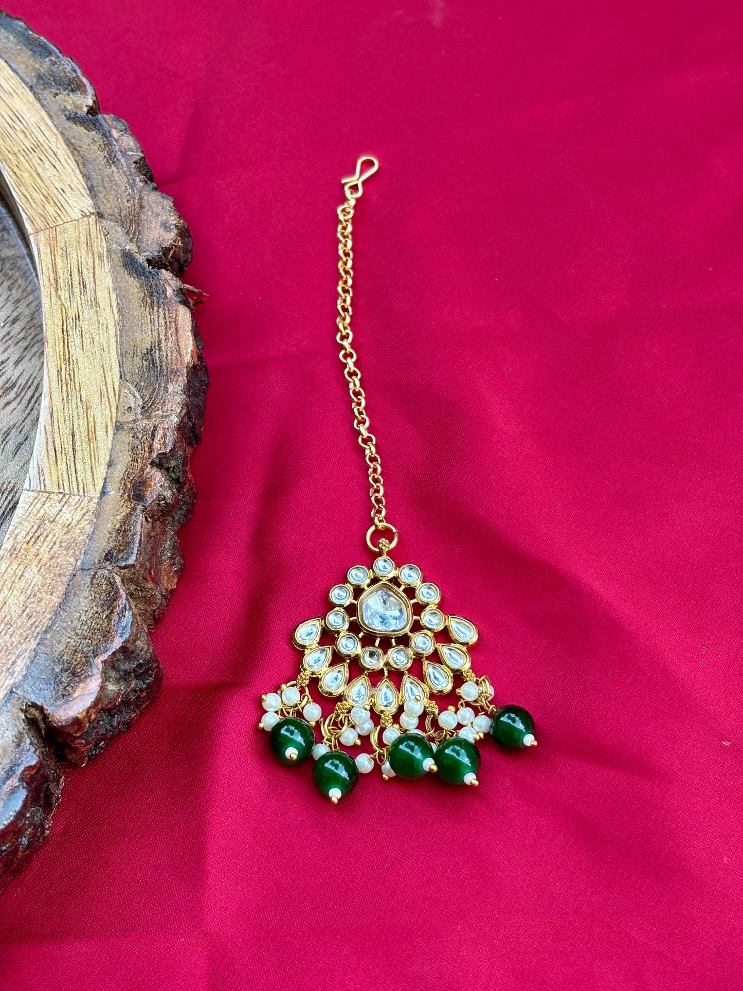Green Charvi Kundan Jewellery Set