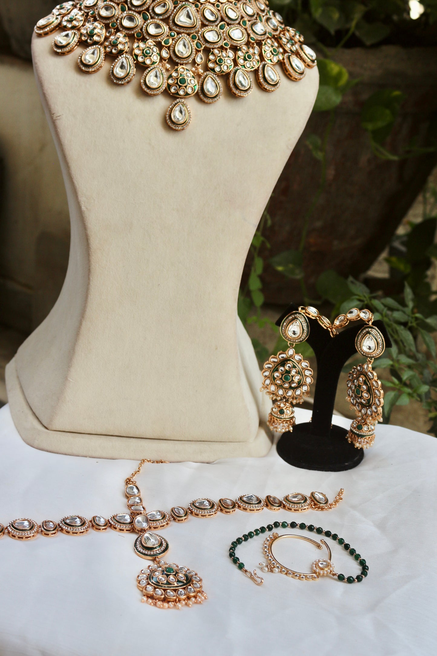 Green Naomi Kundan Semi Bridal Jewellery Set