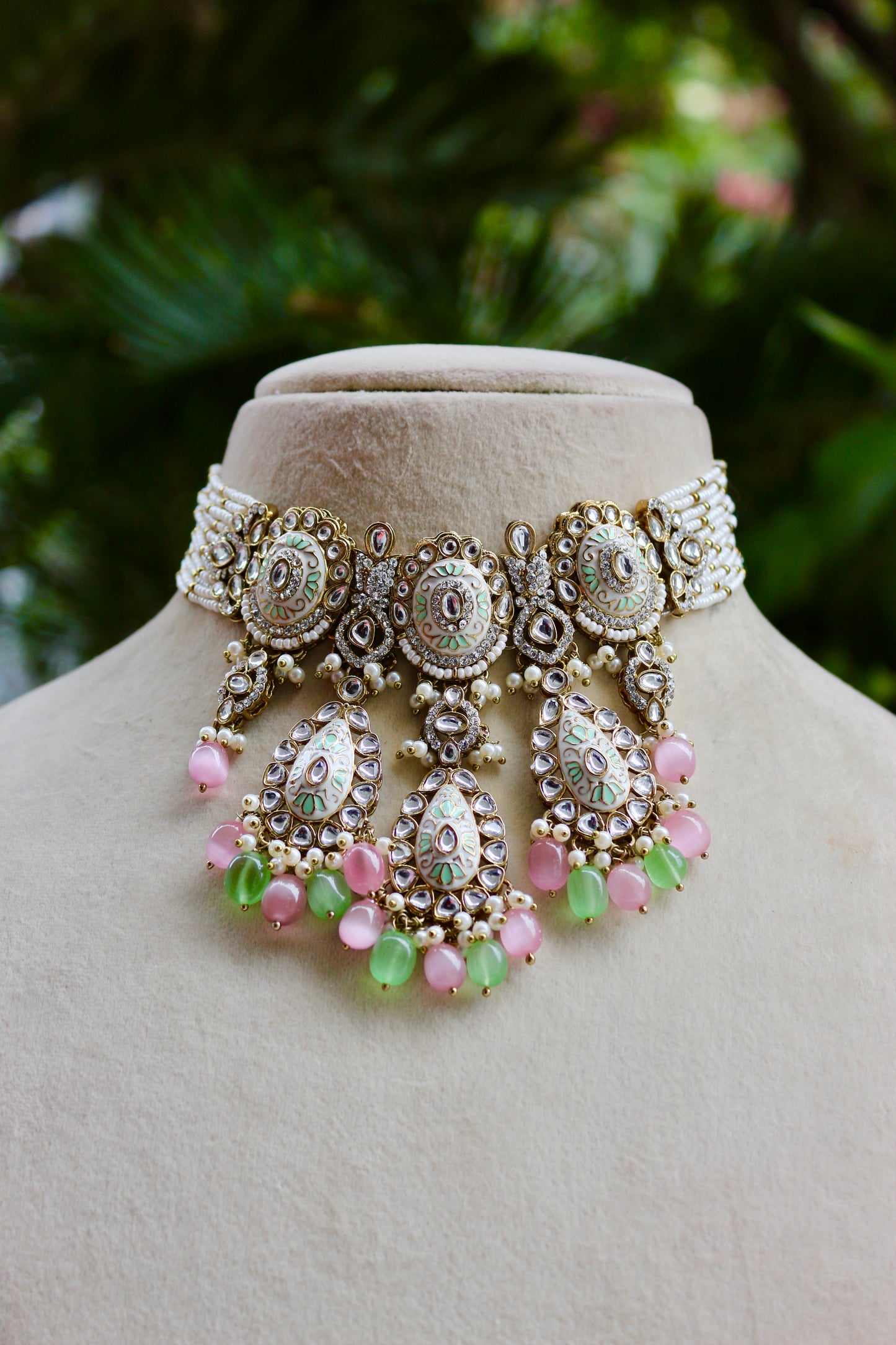 Multicolor Ridya Kundan Jewellery Set