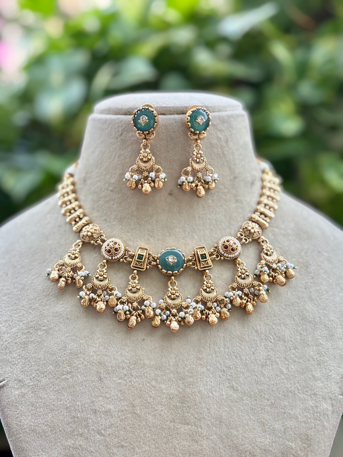 Multicolour Uma Heritage Jewellery Set