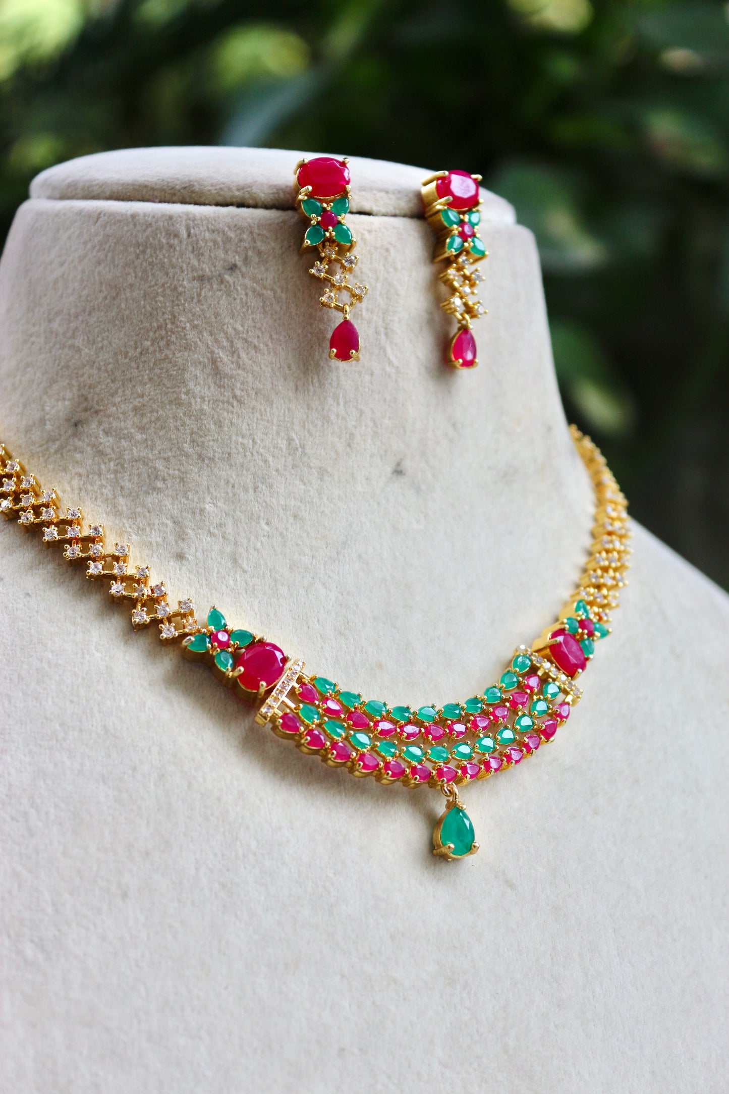 Multicolor Adipika Jewellery Set