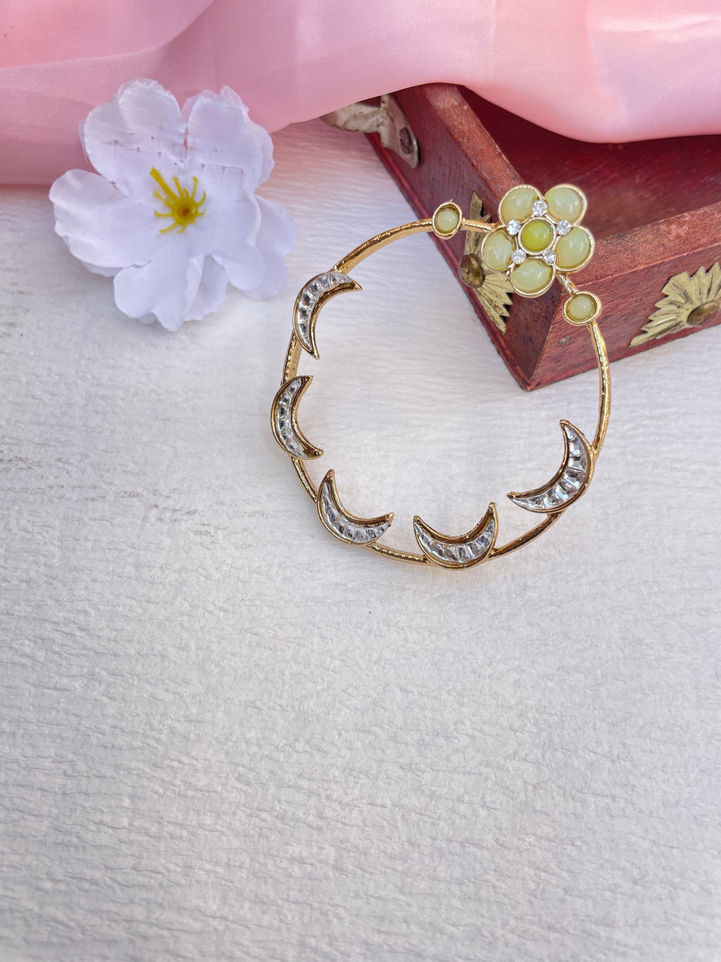 Pista Green Geet Hoops Chandbalis