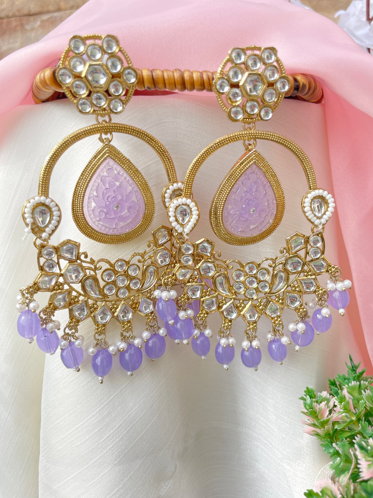 Lavender Iva Chandbali