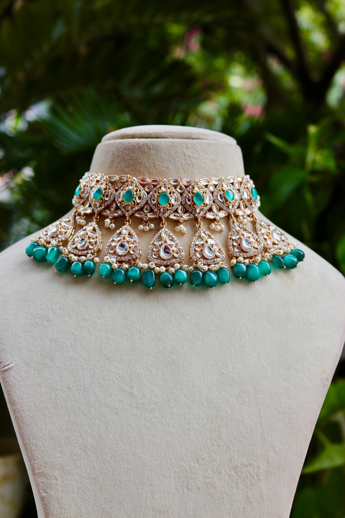 Rama Green Naira Kundan Jewellery Set