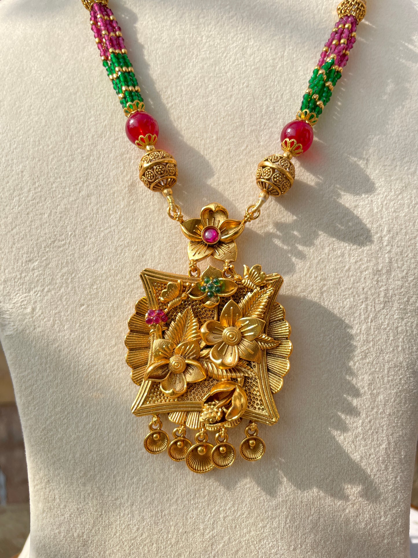 Multicolour Mona Rajwadi Jewellery Set
