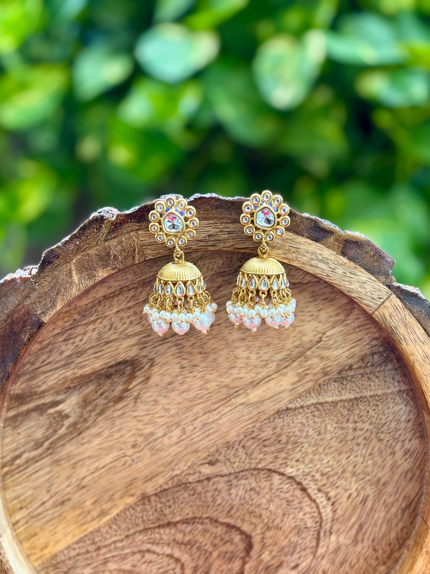 Ivory Charvi Kundan Jewellery Set