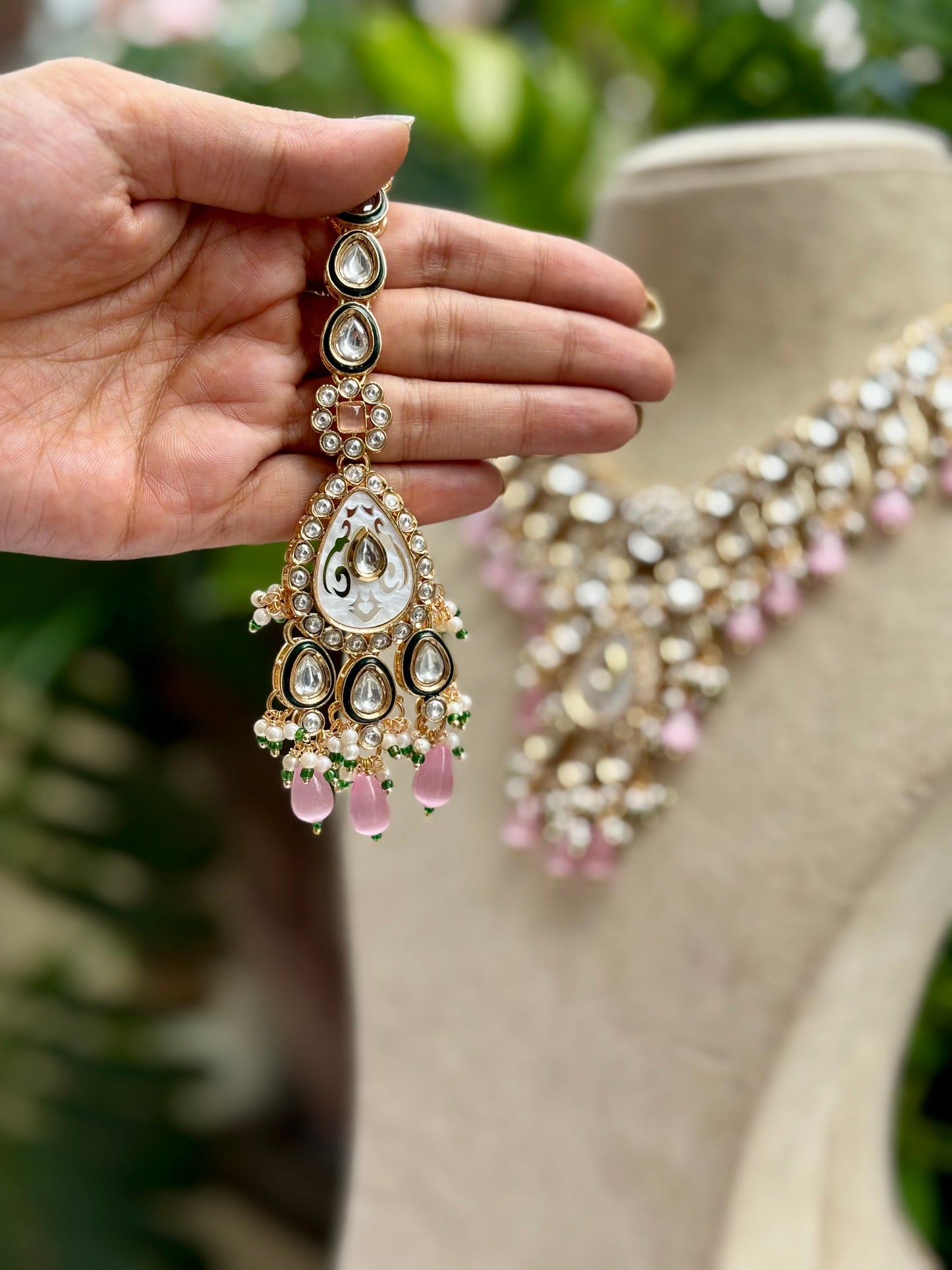 Pink Reshu Kundan Jewellery Set