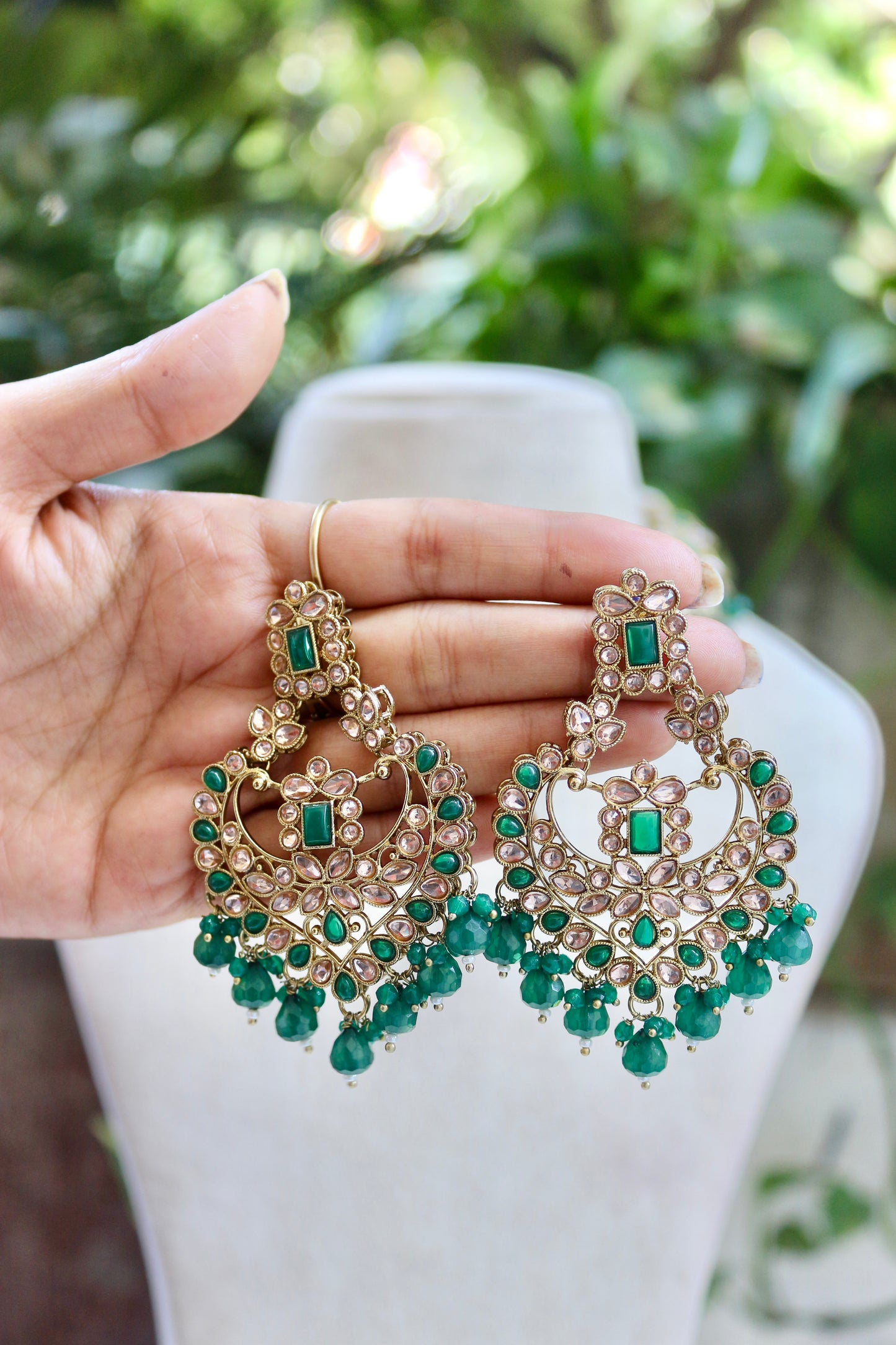 Green Meera Kundan Jewellery Set