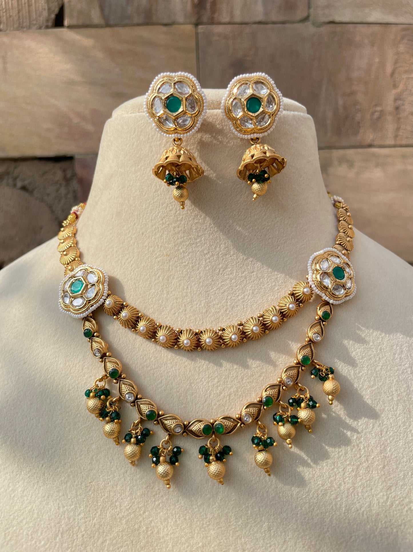 Emerald Ashi Rajwadi Polki Jewellery Set