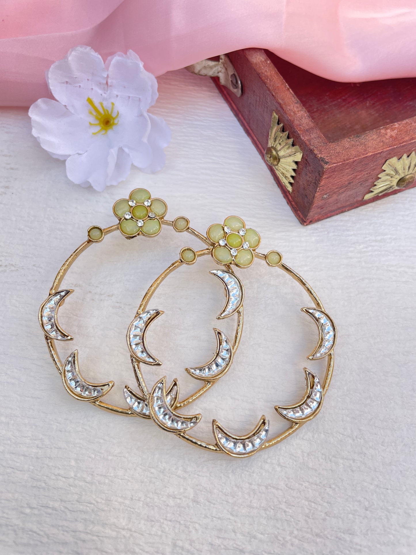 Pista Green Geet Hoops Chandbalis