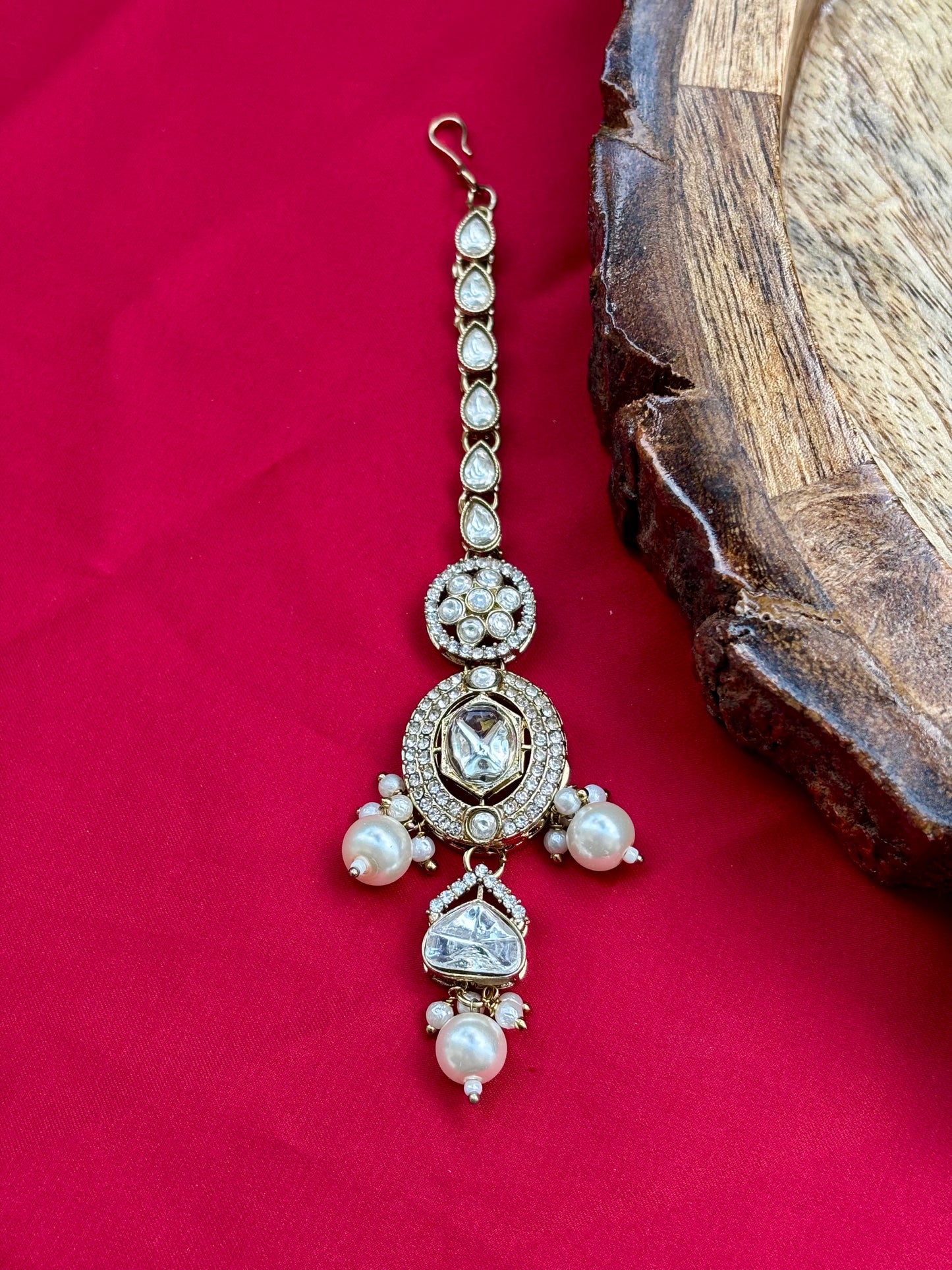 Antique Ena Kundan Jewellery Set