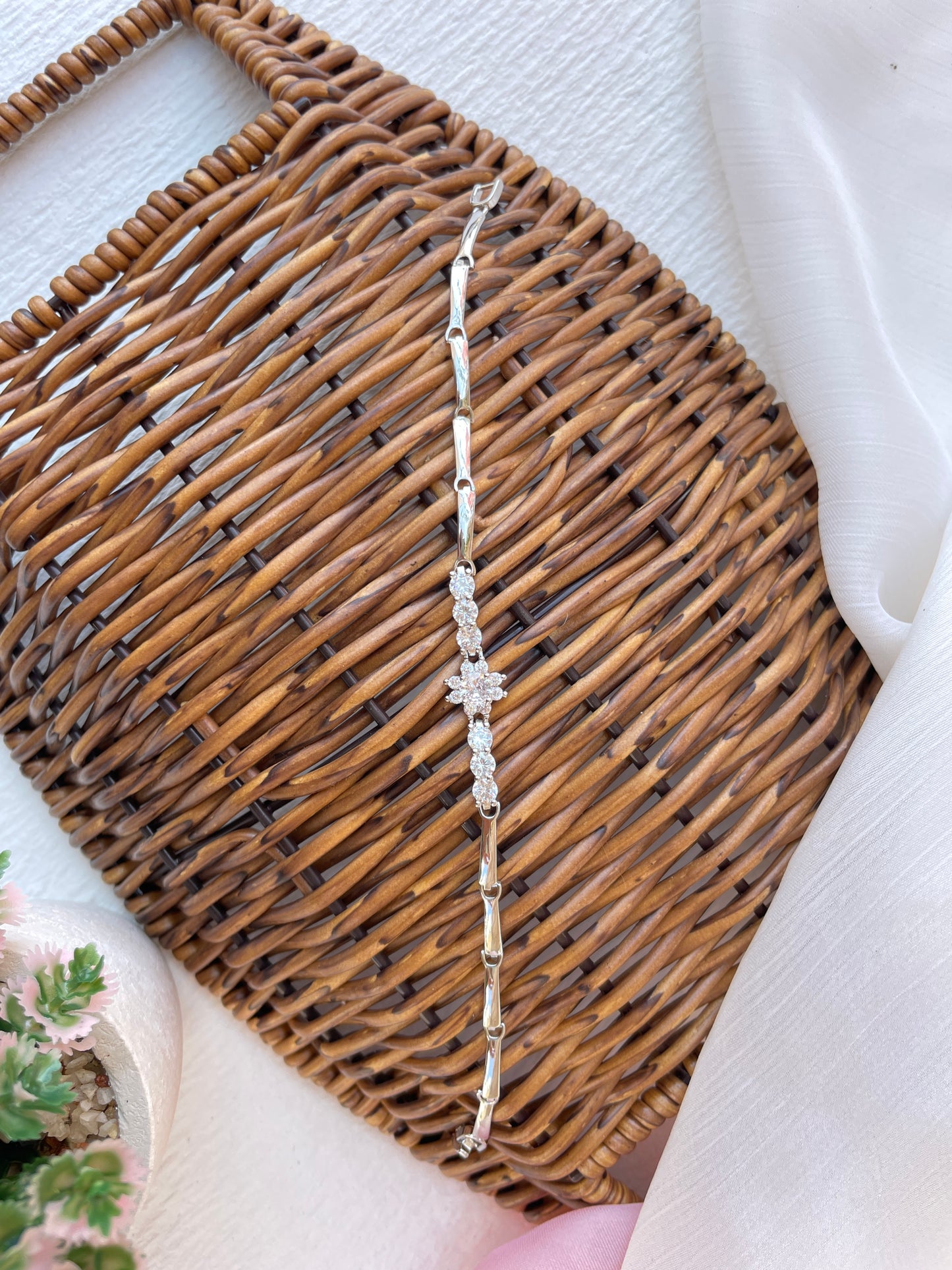 Silver Shalu Zirconia Bracelet