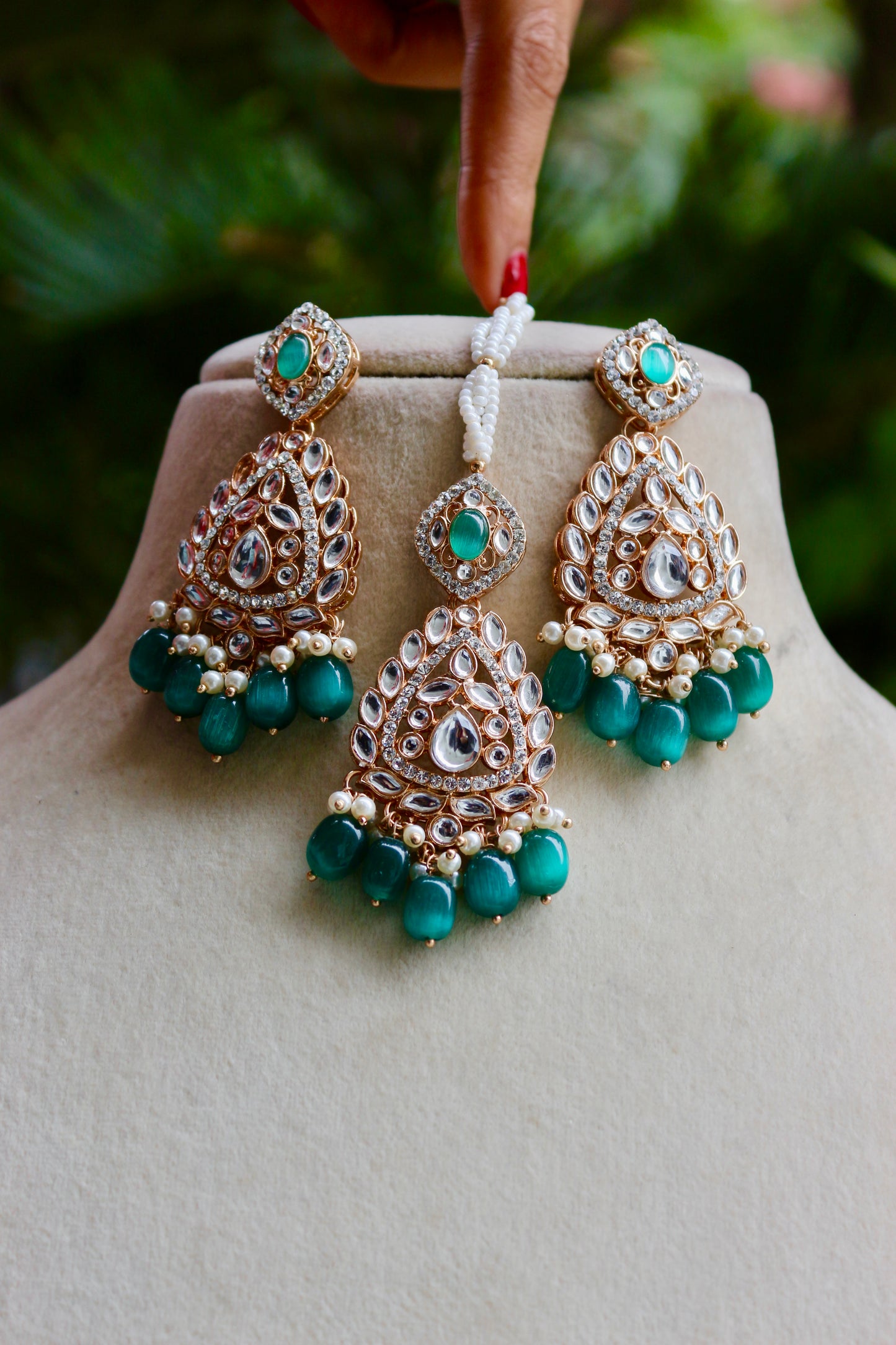 Rama Green Naira Kundan Jewellery Set