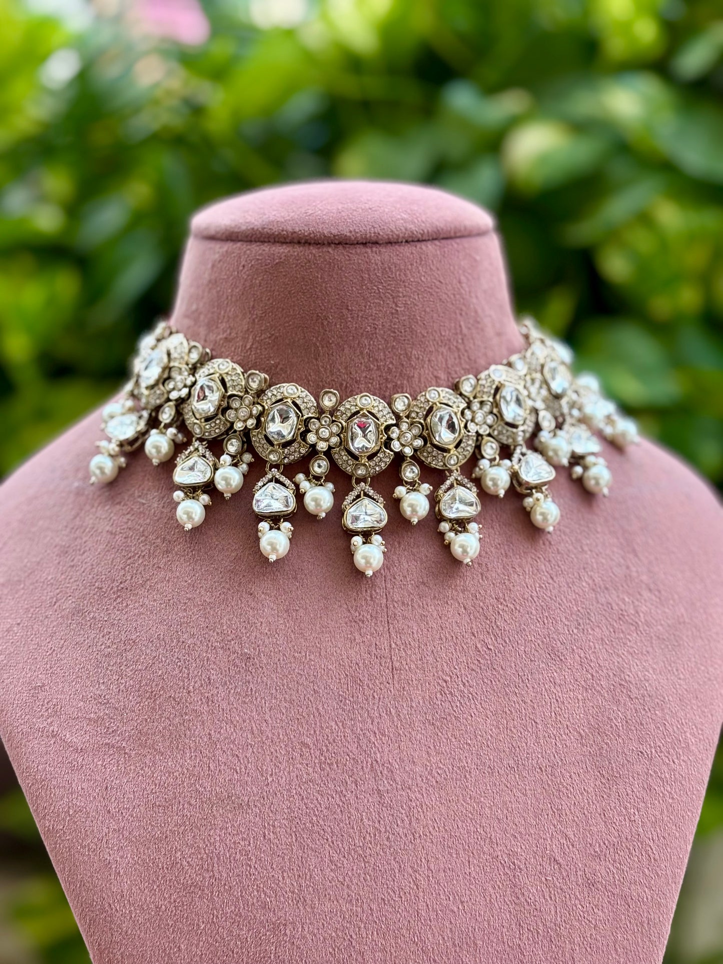 Antique Ena Kundan Jewellery Set