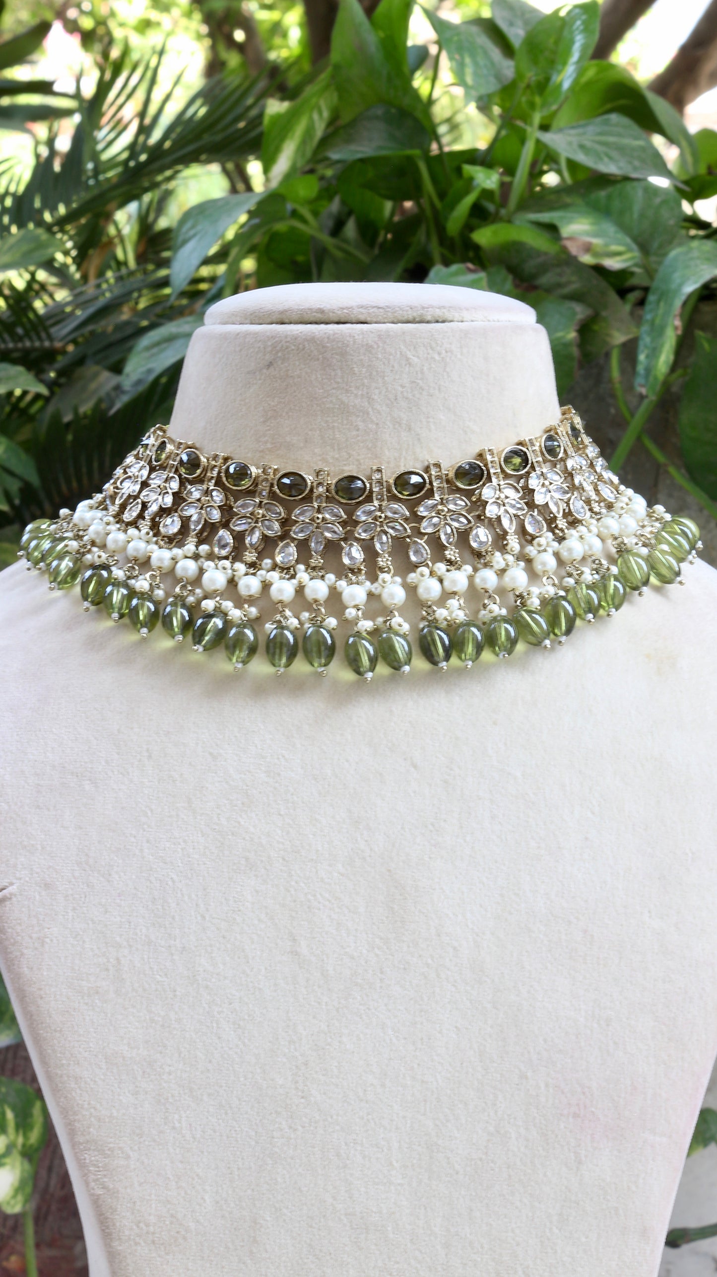 Mehendi Green Maya Antique Jewellery Set