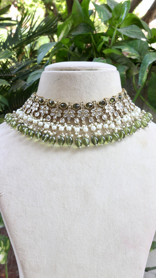 Mehendi Green Maya Antique Jewellery Set
