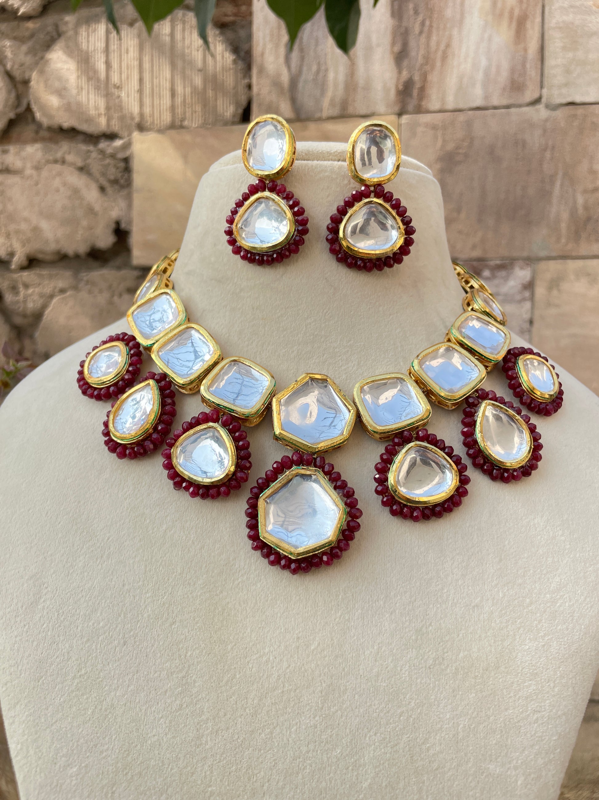 Maroon Shama Kundan Jewellery Set - Main Image
