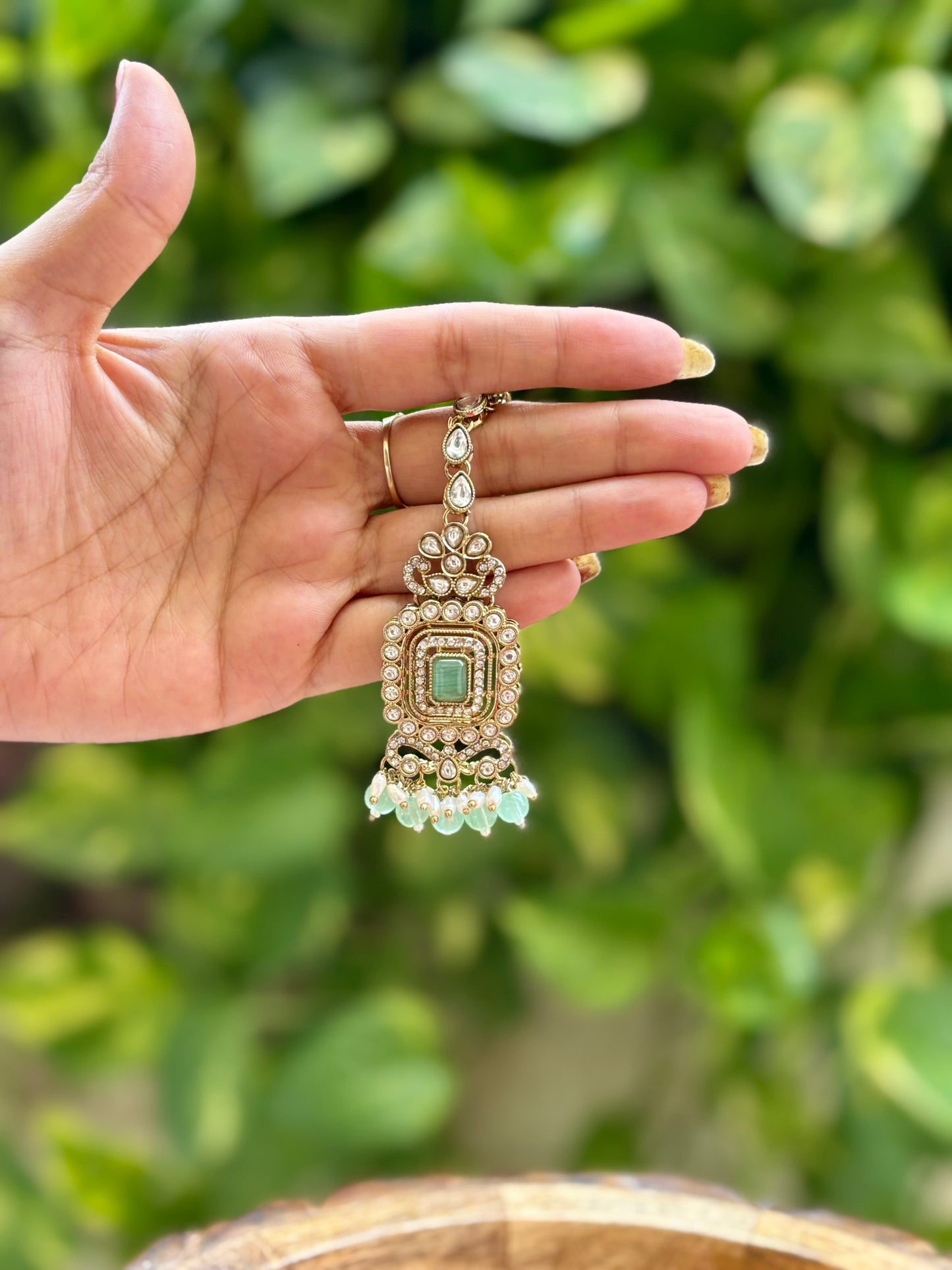 Mint Sharvi Choker Kundan Jewellery Set