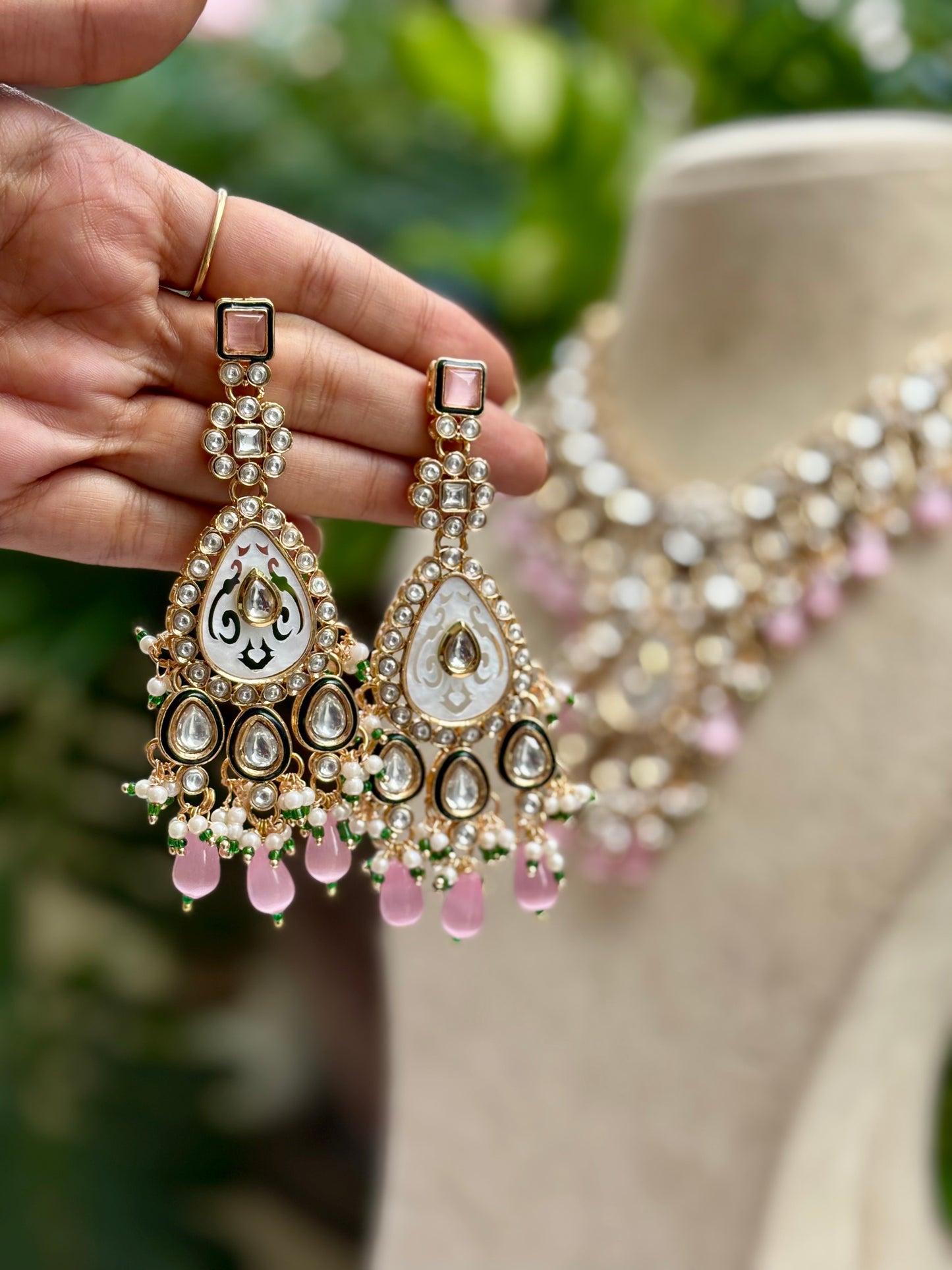 Pink Reshu Kundan Jewellery Set