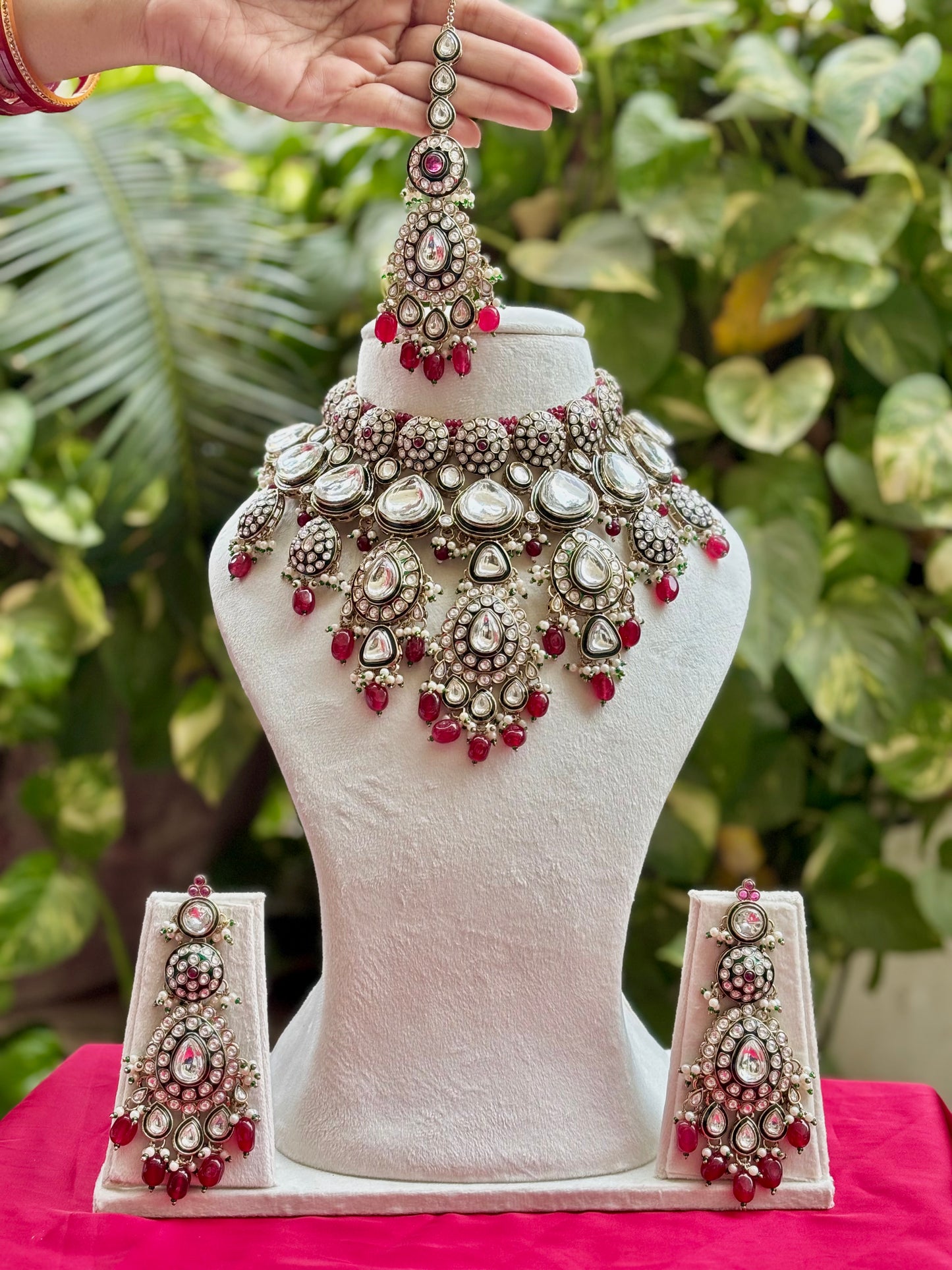 Antique Naima Kundan Bridal Jewellery Set