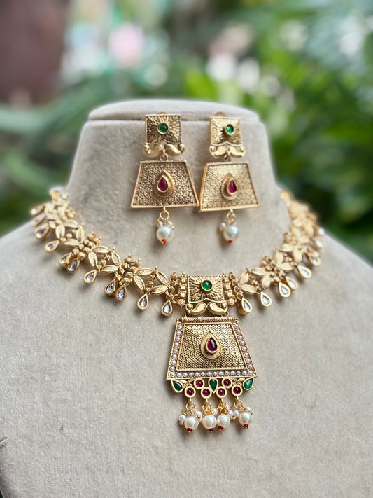 Multicolour Jini Kundan Jewellery Set