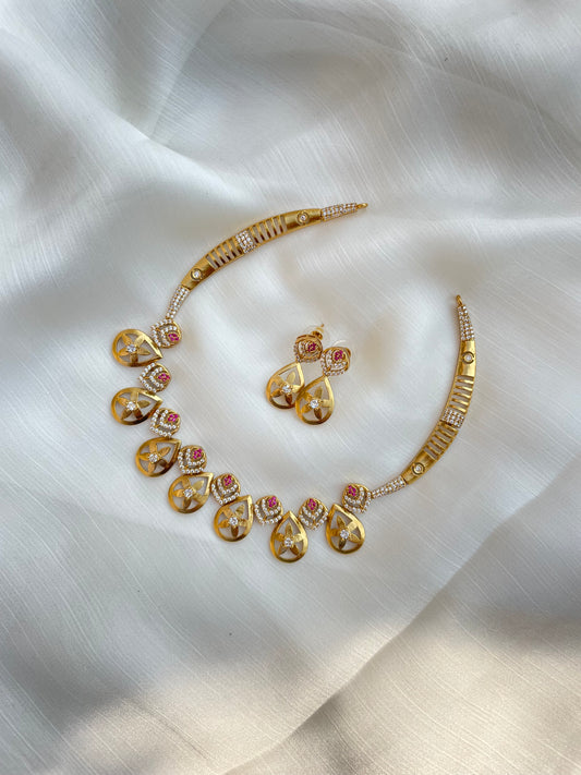 Antique gold American diamond Necklace