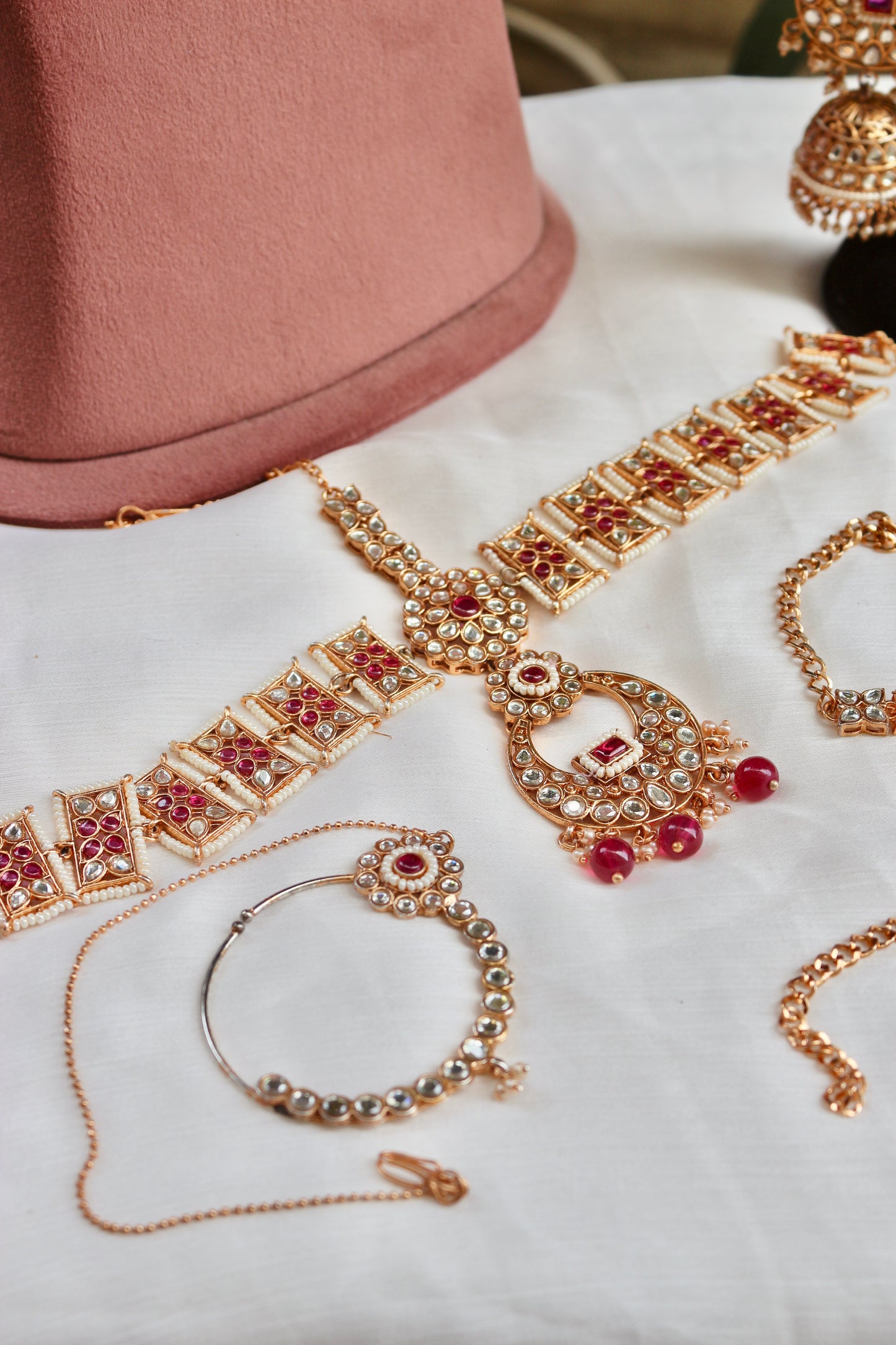 Pink Bavya Kundan Bridal Jewellery Set