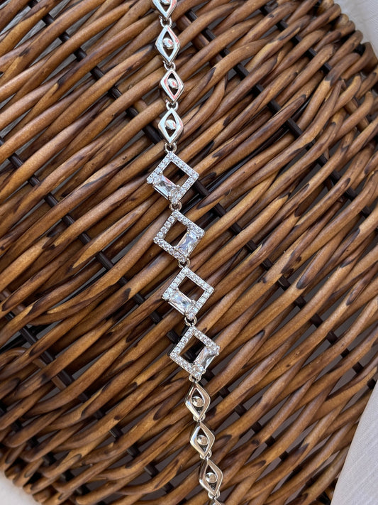 Silver Yachna Zirconia Bracelet