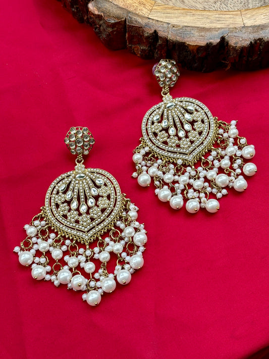 Antique Ivory Kavvya Danglers