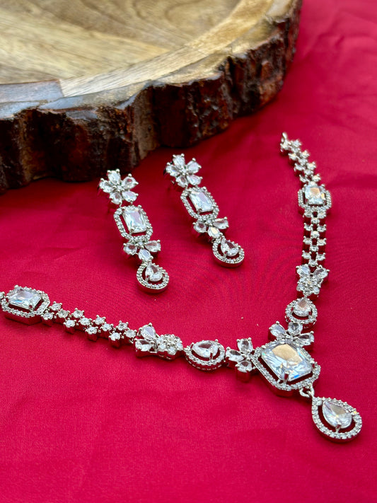 Liila Zirconia Jewellery Set