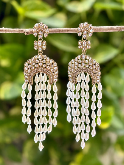 Antique White Noor Danglers￼