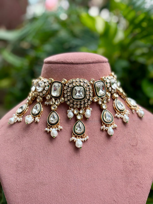 Ivory Nia Kundan Jewellery Set