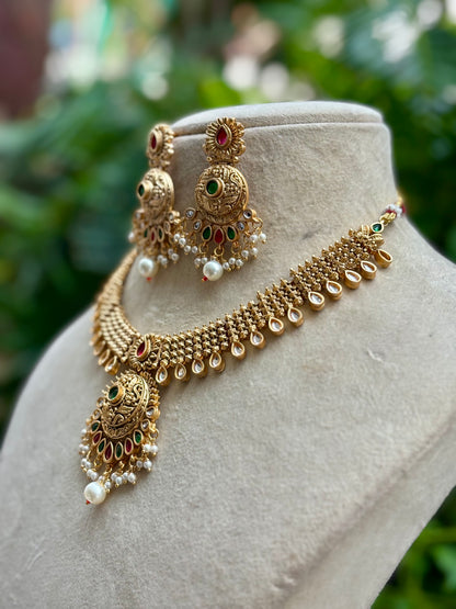 Multicolour Ayra Kundan Jewellery Set