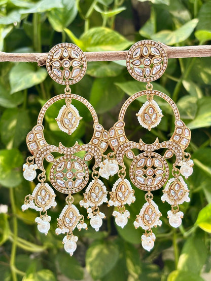 Antique White Isla Chandbali