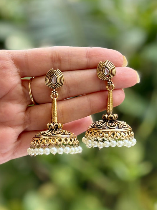 Antique Kundan Sara Jhumka