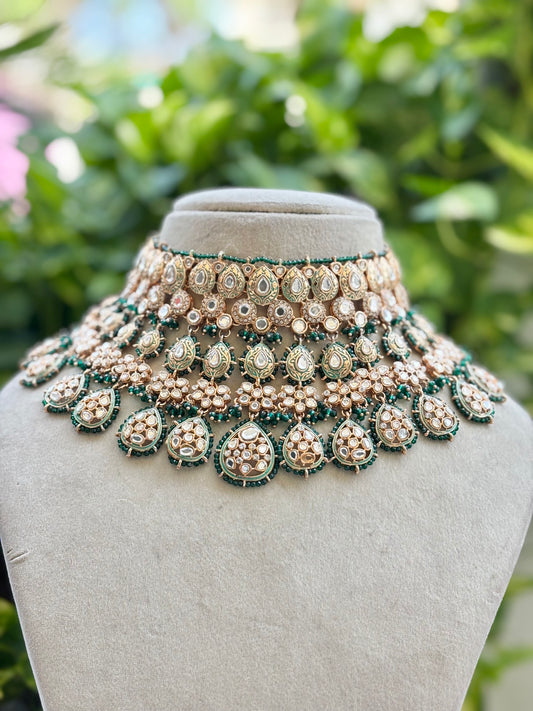 Green Navya Kundan Bridal Jewellery Set