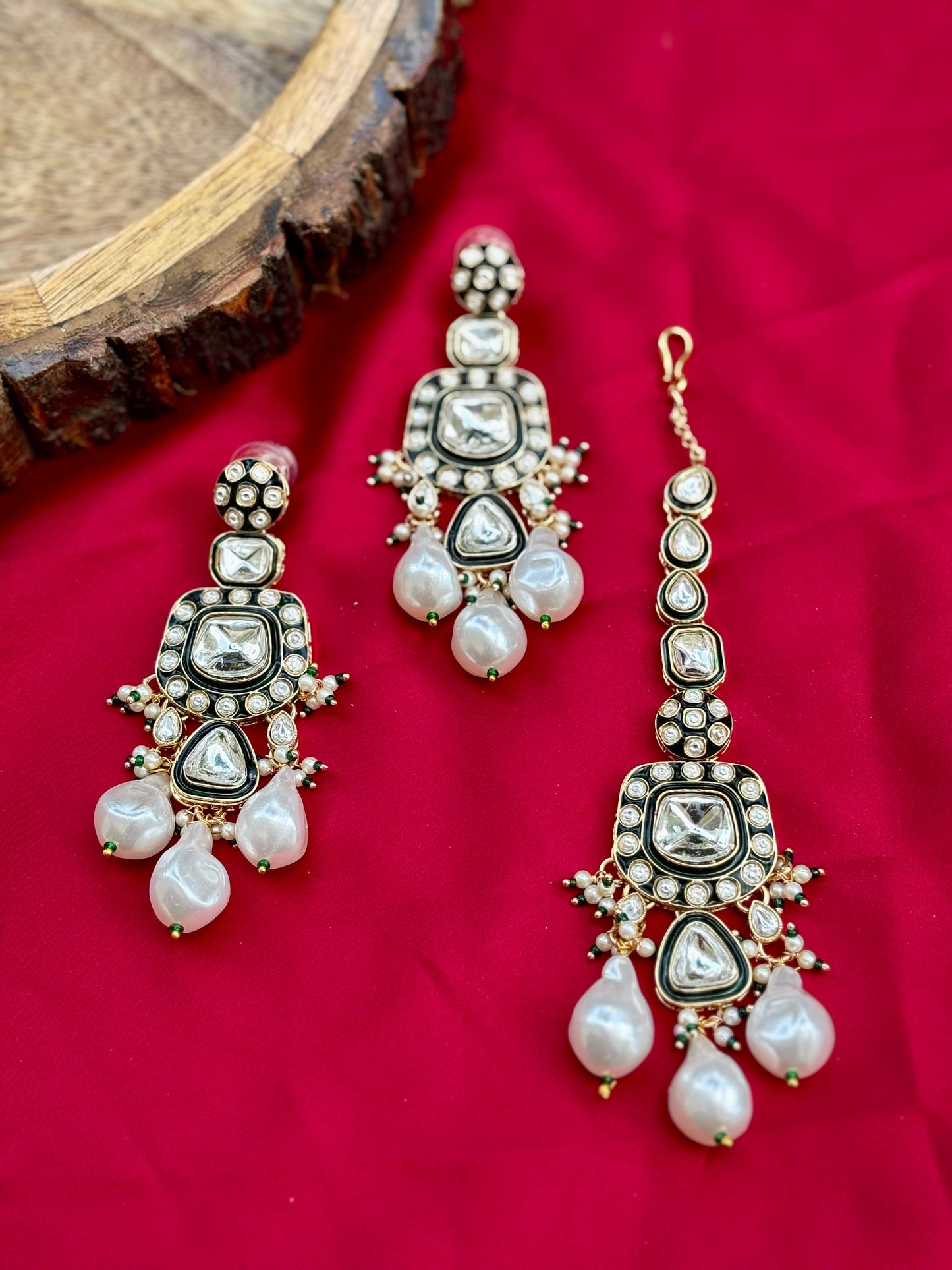 Ivory Pearl Kundan Jewellery Set