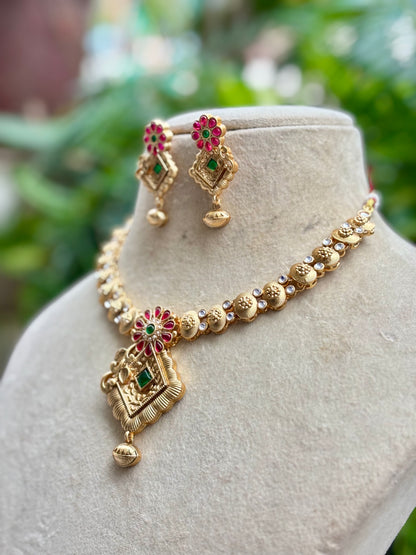 Multicolour Jinu Kundan Jewellery Set