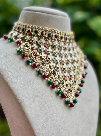Multicolour Amly Kundan Bridal Jewellery Set