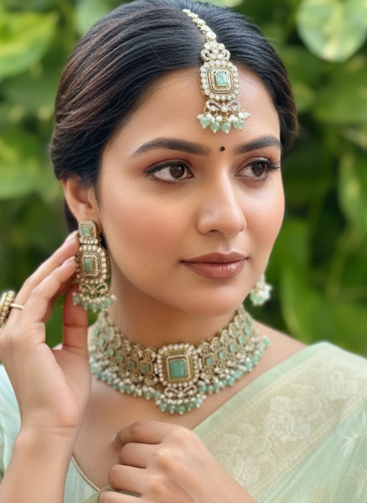 Mint Sharvi Choker Kundan Jewellery Set