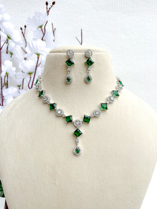 Emerald Jiva Zirconia Necklace